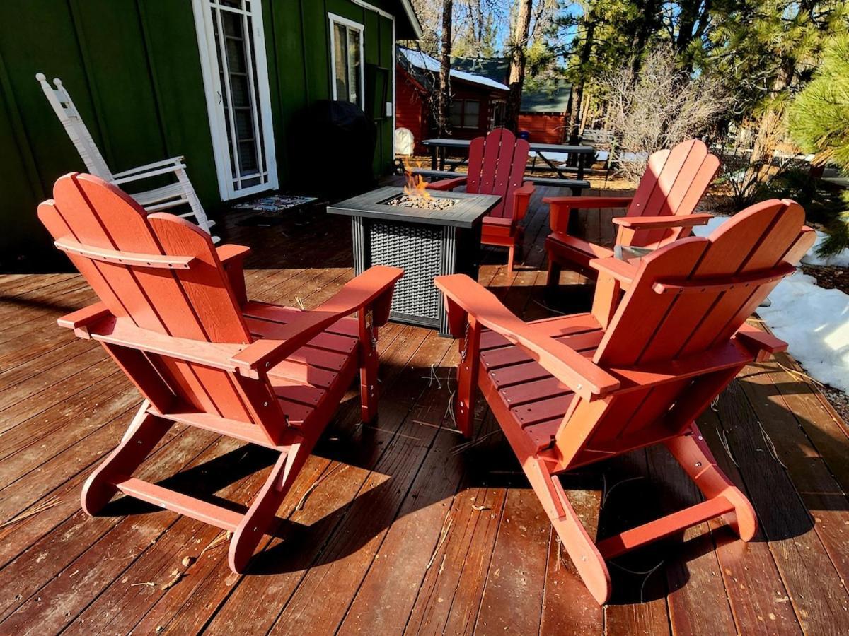 Bear Escapes II Affordable Luxury Cabin Sugarloaf Екстер'єр фото