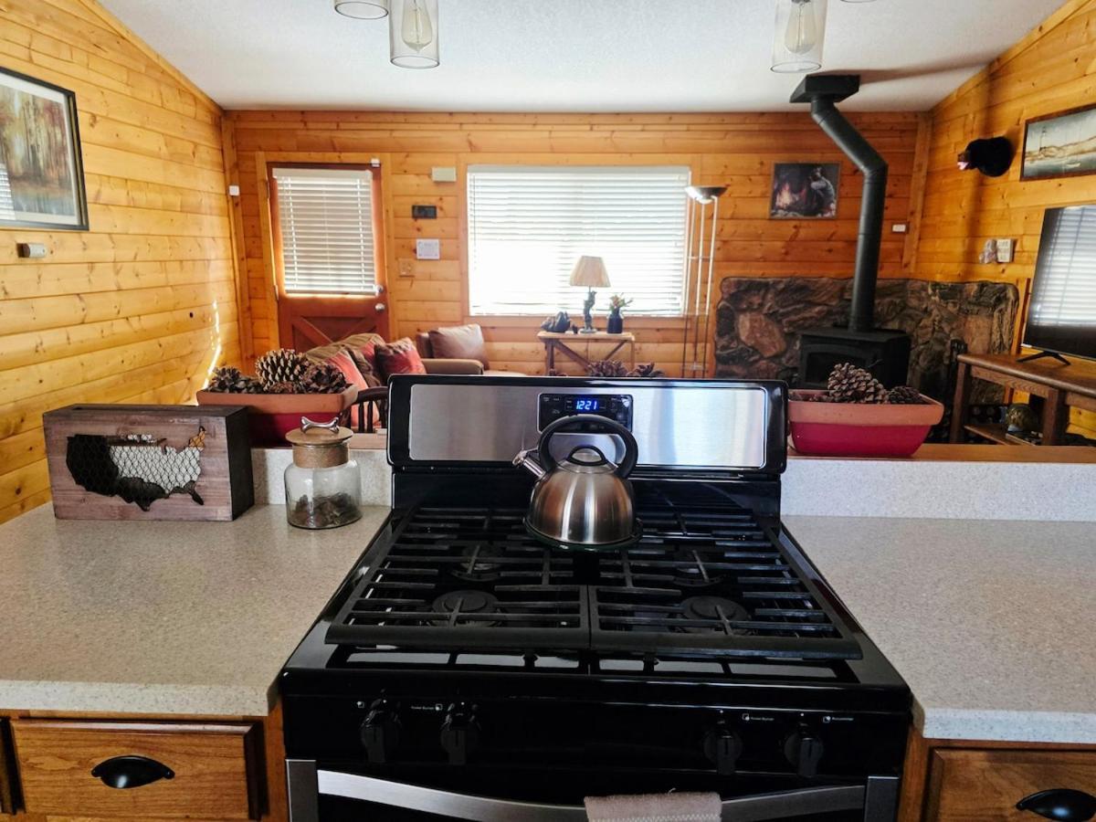 Bear Escapes II Affordable Luxury Cabin Sugarloaf Екстер'єр фото